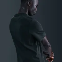 Nike Primary чоловічі Dri-FIT Short-Sleeve Versatile Top колір зелений