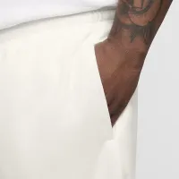 Nike Club чоловічі French Terry Flow шорти колір білий