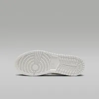 Nike Air Jordan 1 Low SE Big Kids Кроссовки цвет зеленый