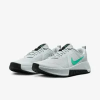 Nike MC Trainer 3 мужские для тренировок Кроссовки цвет серый