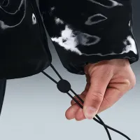 Nike Sportswear женская Therma-FIT Shine Puffer цвет черный