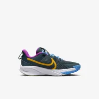 Nike Star Runner 4 Little дитячі Кросівки колір зелений