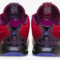 Nike LeBron XXI SE 