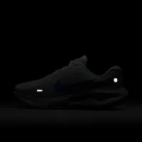 Nike Journey Run чоловічі Road Running Кросівки колір білий