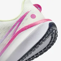 Nike Vomero 17 жіноча Road Running Кросівки Pink