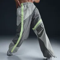 Nike Sportswear женская Mid-Rise Loose Woven Open-Hem Pants цвет серый