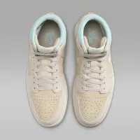 Nike Air Jordan 1 Zoom CMFT 2 жіноча Кросівки колір білий