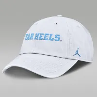 Nike North Carolina Tar Heels Core Club Mascot Wordmark чоловічі Jordan Brand College Adjustable Hat колір білий