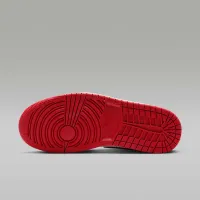 Nike Air Jordan 1 Mid SE жіноча Кросівки колір білий