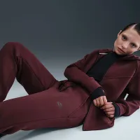 Nike Sportswear Tech Fleece женская Mid-Rise Joggers цвет красный