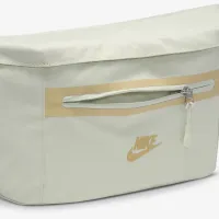 Nike Elemental Premium Fanny Pack (8L) колір зелений