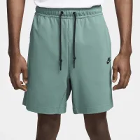 Nike Sportswear Tech мужские Lightweight Knit шорты цвет зеленый