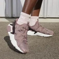 Nike Air Huarache Craft жіноча Кросівки колір фіолетовий