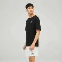 Футболка New Balance UT21503BK -  Черная