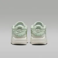 Nike Air Jordan 4 RM женская Кроссовки цвет зеленый