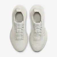 Nike Interact Run женская Road Running Кроссовки цвет серый