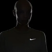 Nike Dri-FIT Element женская Running Crew цвет зеленый