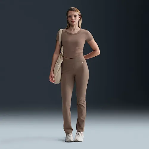 Nike Sportswear Classic жіноча З високою талією Bootcut Pants колір коричневий