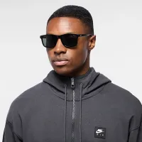 Nike Vital Core Polarized Sunglasses цвет черный