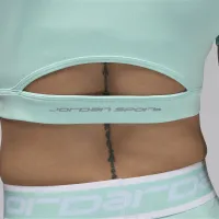 Nike Jordan Sport женская Bodycon Performance Top цвет зеленый