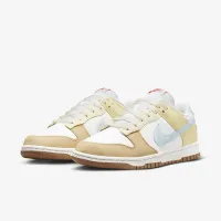 Nike Dunk Low жіноча Кросівки колір білий