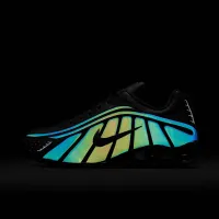 Nike Shox R4 SE мужские Кроссовки with Reflective Accents цвет черный