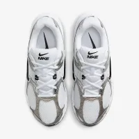 Nike V5 RNR жіноча Кросівки колір білий