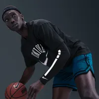 Nike DNA чоловічі Dri-FIT 8