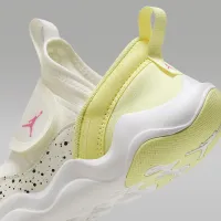Nike Jordan 23/7 Little дитячі Кросівки колір білий