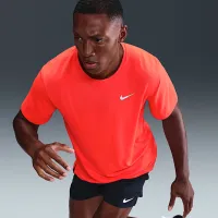 Nike Miler чоловічі Dri-FIT UV Short-Sleeve Running Top колір червоний