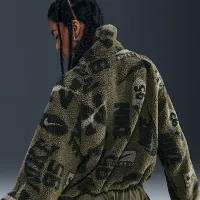 Nike Sportswear женская High-Pile Fleece Куртка цвет зеленый