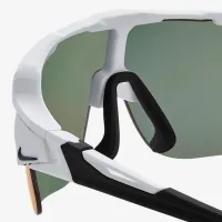 Nike Flyfree Shield Engineeцвет красный Field Tint цвет белый