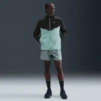 Nike Stride чоловічі Repel UV Running Куртка колір чорний