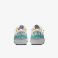 Nike Blazer Low '77 Jumbo женская Кроссовки цвет белый