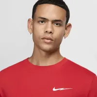 Nike Sportswear чоловічі футболка колір червоний