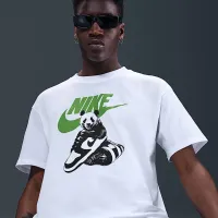 Nike Sportswear чоловічі футболка колір білий