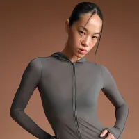 NikeSKIMS Weightless Layers женская Full-Zip Толстовка с капюшоном цвет серый