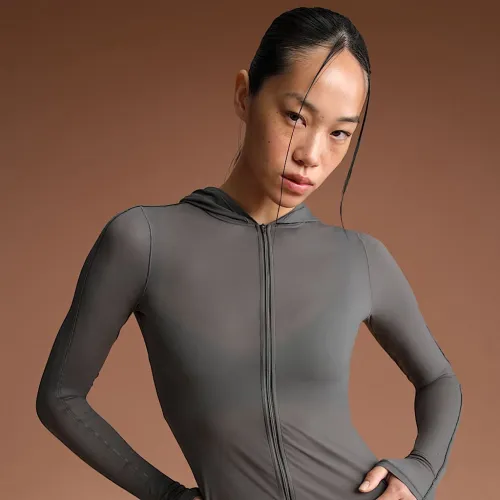 NikeSKIMS Weightless Layers женская Full-Zip Толстовка с капюшоном цвет серый