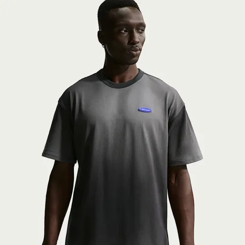 Nike Sportswear Premium Essentials футболка колір сірий