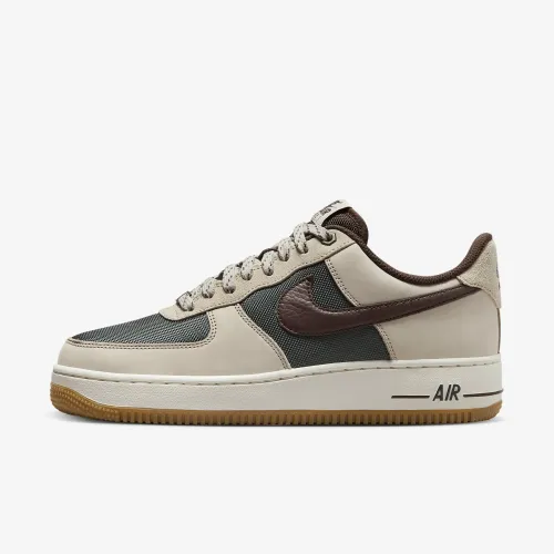 Nike Air Force 1 '07 чоловічі Кросівки колір коричневий