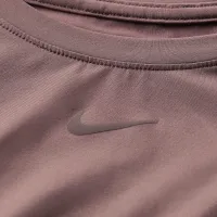 Nike One Classic женская Dri-FIT Short-Sleeve Top (большие размеры) цвет фиолетовый