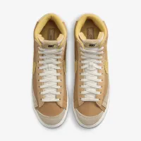 Nike Blazer Mid '77 Vintage чоловічі Кросівки колір коричневий