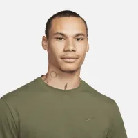 Nike Primary чоловічі Dri-FIT Short-Sleeve Versatile Top колір зелений