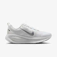 Nike Vomero 18 женская Road Running Кроссовки цвет белый