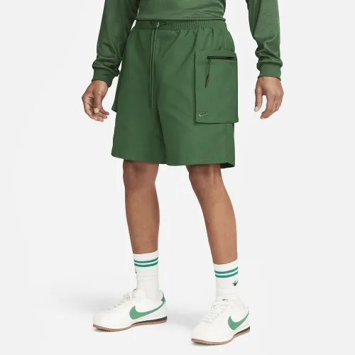 Nike Sportswear Tech Pack мужские Woven Utility шорты цвет зеленый
