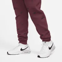 Nike Club Fleece чоловічі Brushed-Back Allover Print Joggers колір червоний