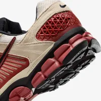 Nike Zoom Vomero 5 чоловічі Кросівки колір коричневий