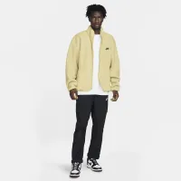 Футболка Nike Sportswear Premium Essentials DO7392-101 - Белые