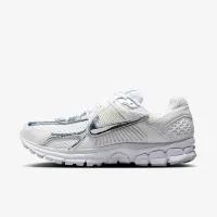 Nike Zoom Vomero 5 Gold женская Кроссовки цвет белый