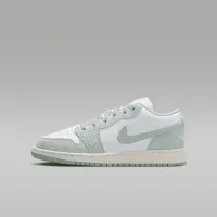 Nike Air Jordan 1 Low SE Big дитячі Кросівки колір білий